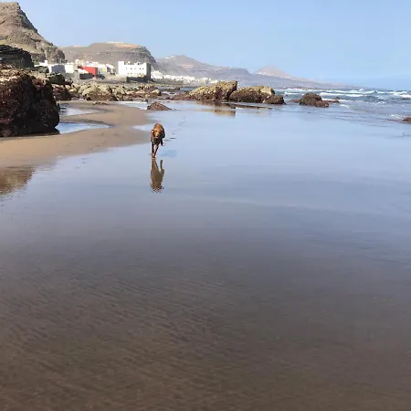 Nueve Pies Surf Casita Las Palmas / Gran Canaria